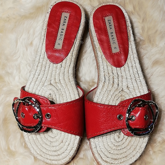 Shoes - Picture 4 of 4